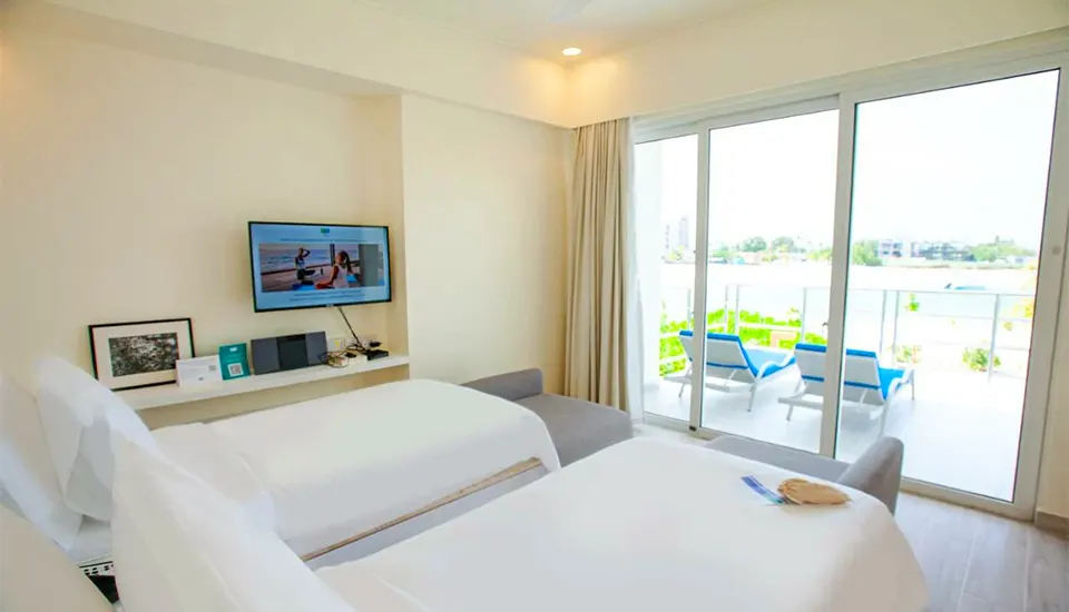 هتل هالیدی این کندوما